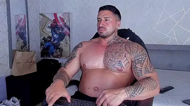 Snapshot of Cristian_Walker chatting on July 6, 12:18 am Cristian Walker online show from July 6, 12:18 am