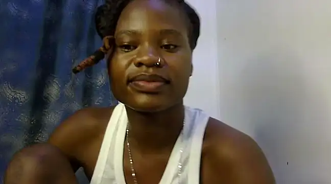 Snapshot of sweetblackbeauty001 chatting on March 12, 11:54 pm sweetblackbeauty001 online show from March 12, 11:54 pm