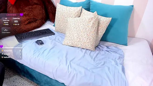 Snapshot of amina_west chatting on March 22, 2:27 am amina west online show from March 22, 2:27 am