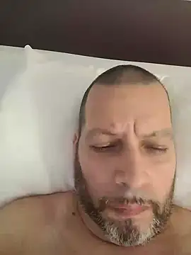 Snapshot of Just2much chatting on February 27, 2:10 am Just2much online show from February 27, 2:10 am