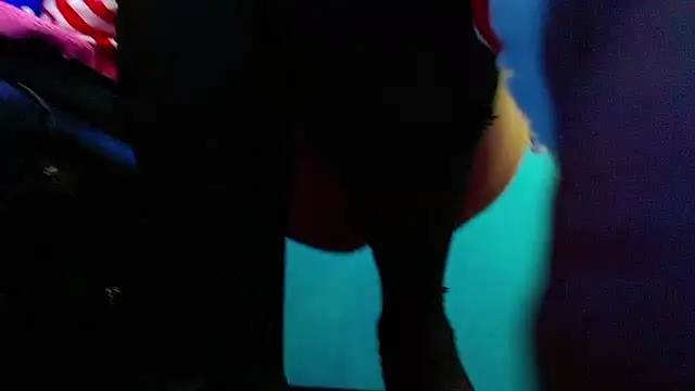 kuromi69 online show from December 24, 5:27 am