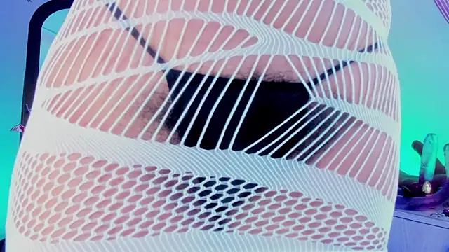 kuromi69 online show from October 18, 4:26 am