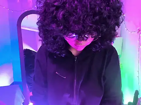 kuromi69 online show from February 13, 5:25 am