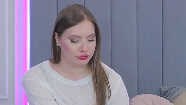 Snapshot of ChloeMarsch chatting on March 18, 11:52 am ChloeMarsch online show from March 18, 11:52 am