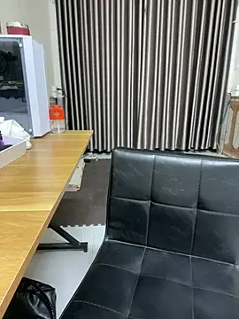 Louis Baby online show from December 31, 5:40 pm