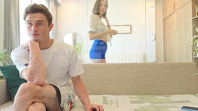 Morning Stars online show from April 10, 1:55 am