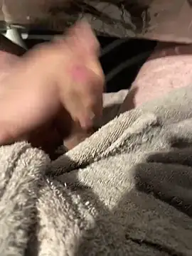 Snapshot of dimitriei chatting on November 4, 5:50 am dimitriei online show from November 4, 5:50 am