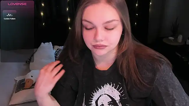 EvaBae online show from December 20, 10:16 am