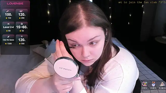 EvaBae online show from December 28, 9:20 am