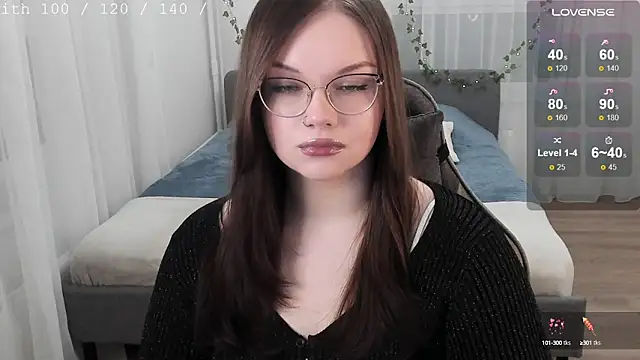 EvaBae online show from September 30, 6:57 pm