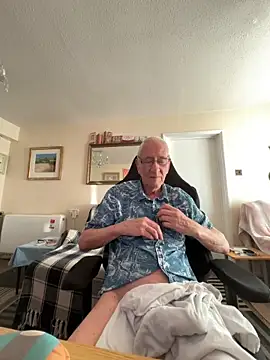 cutaboverest online show from February 1, 4:27 pm