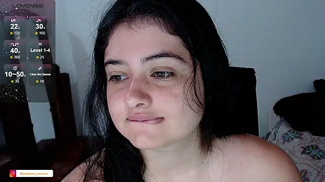 Snapshot of Stephania_18 chatting on December 18, 2:56 pm Stephania 18 online show from December 18, 2:56 pm