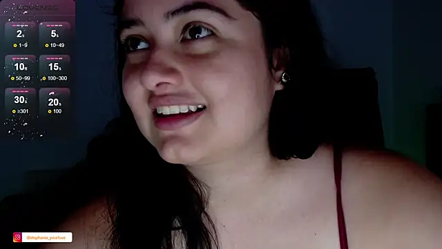 Snapshot of Stephania_18 chatting on January 6, 8:34 pm Stephania 18 online show from January 6, 8:34 pm