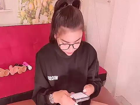 SexualStruggle online show from December 16, 8:30 am