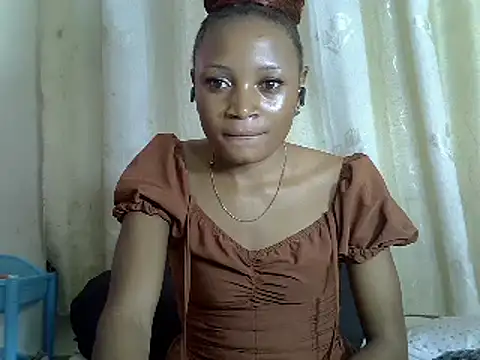 Snapshot of SpicyPetite chatting on March 8, 5:17 am SpicyPetite online show from March 8, 5:17 am