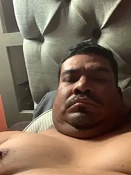 Snapshot of ThickD619 chatting on December 7, 11:12 pm ThickD619 online show from December 7, 11:12 pm