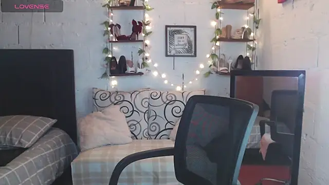 missrosario stepmoan online show from April 24, 12:40 pm