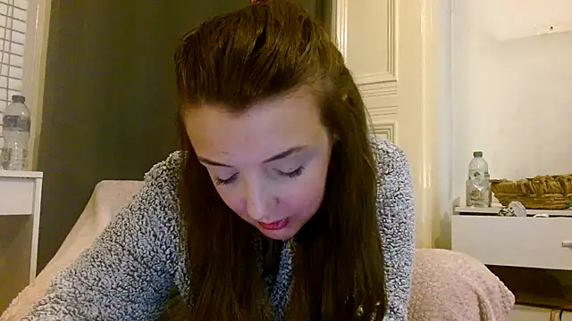 LucyLuxee19 online show from February 5, 6:04 pm