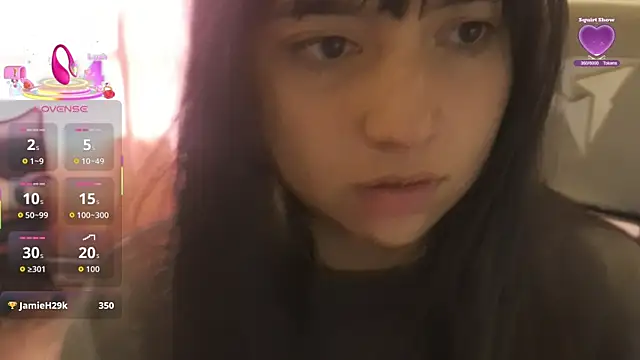 Snapshot of emitaa17228o chatting on June 18, 7:07 pm emitaa17228o online show from June 18, 7:07 pm