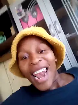 Nomawethu2002 online show from December 3, 6:21 am