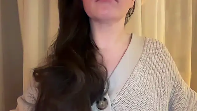 Sandysecret online show from December 4, 9:45 pm