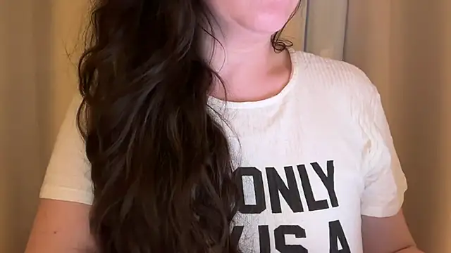 Snapshot of Sandysecret chatting on June 10, 8:41 pm Sandysecret online show from June 10, 8:41 pm