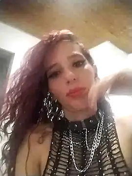 Snapshot of Little_Naughtty chatting on February 19, 6:21 pm Little Naughtty online show from February 19, 6:21 pm