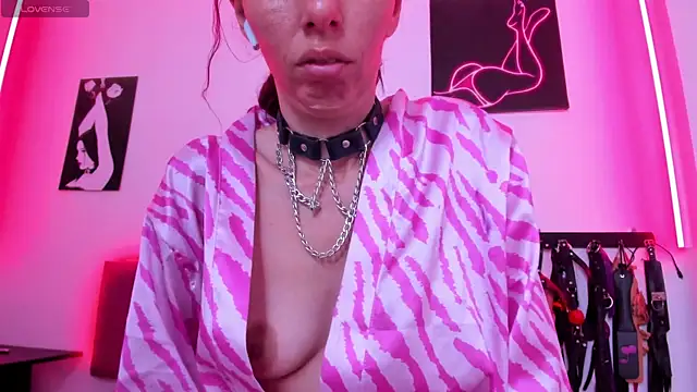 Snapshot of Little_Naughtty chatting on March 1, 2:23 pm Little Naughtty online show from March 1, 2:23 pm