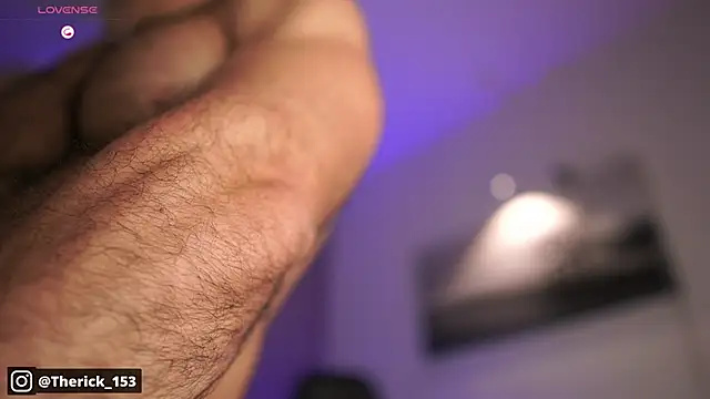 Rick  Smith153 online show from December 17, 3:56 am