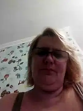 Forest-Lady online show from January 11, 1:11 pm