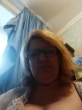 Forest-Lady online show from February 9, 9:13 am