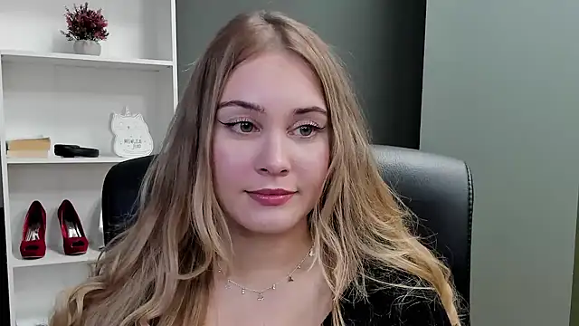 kitty valeria online show from January 6, 2:32 pm