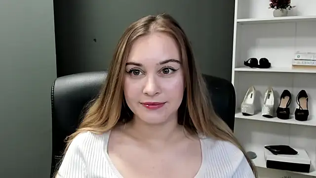 kitty valeria online show from March 29, 1:44 pm