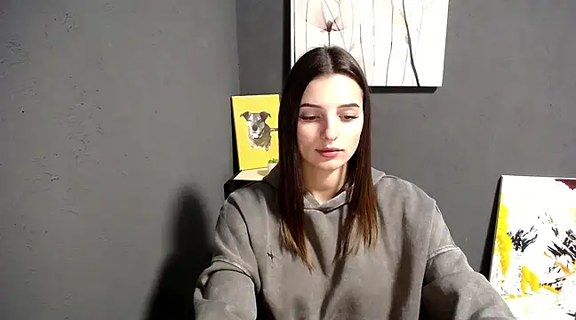 lady olivia  online show from March 4, 2:32 pm