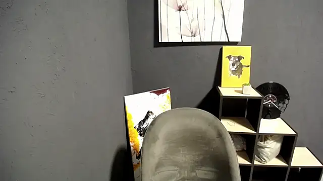 lady olivia  online show from September 25, 2:10 pm