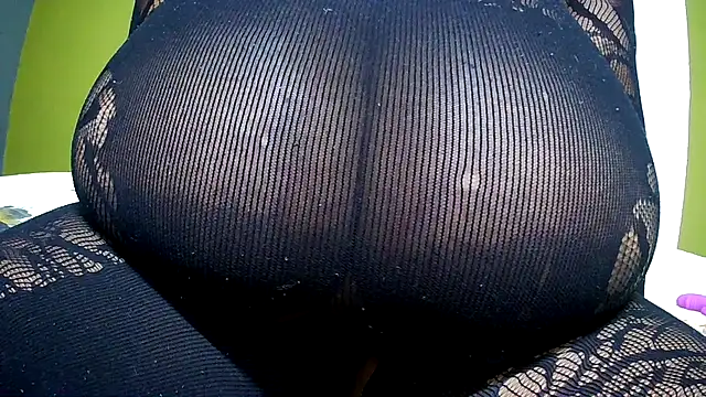 Queenboobs61 online show from April 14, 7:36 am