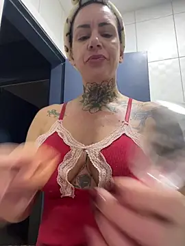 YasmimBrasil online show from April 13, 7:47 am