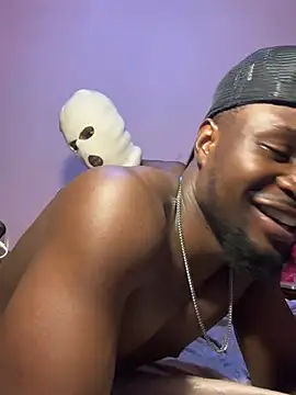 Snapshot of Black_Twink chatting on March 6, 9:20 pm Black Twink online show from March 6, 9:20 pm