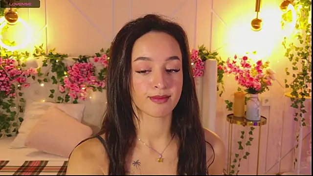 Lolly Neal online show from October 19, 4:57 am