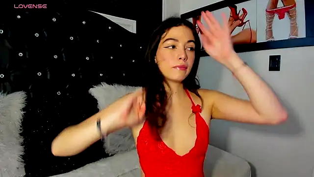 Snapshot of diana_queen_ chatting on January 14, 8:59 pm diana queen online show from January 14, 8:59 pm