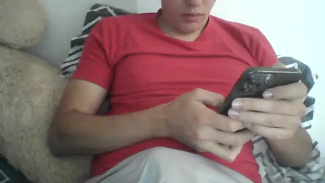 Snapshot of Estebitan_vm chatting on November 10, 2:27 pm Estebitan vm online show from November 10, 2:27 pm