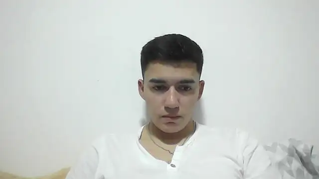 Snapshot of Estebitan_vm chatting on November 15, 5:09 pm Estebitan vm online show from November 15, 5:09 pm