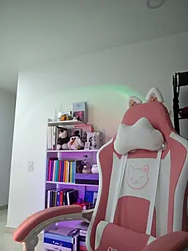 azumiichan online show from February 6, 3:59 am