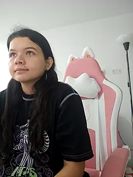 azumiichan online show from October 22, 12:00 am