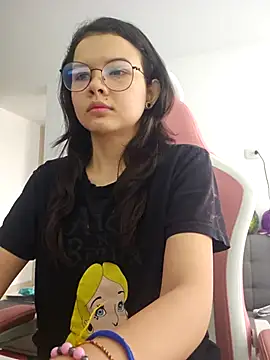 azumiichan online show from January 6, 1:48 pm