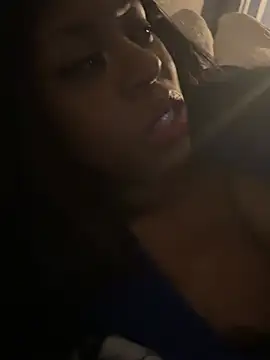 Snapshot of CamGirlLeanna chatting on January 25, 6:45 am CamGirlLeanna online show from January 25, 6:45 am