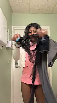 Snapshot of CamGirlLeanna chatting on March 5, 3:29 pm CamGirlLeanna online show from March 5, 3:29 pm