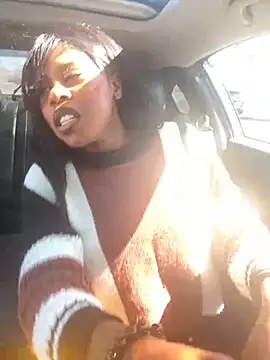 Snapshot of CamGirlLeanna chatting on March 7, 7:38 pm CamGirlLeanna online show from March 7, 7:38 pm