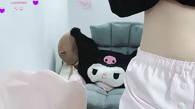 tanhxiu online show from January 2, 12:46 pm