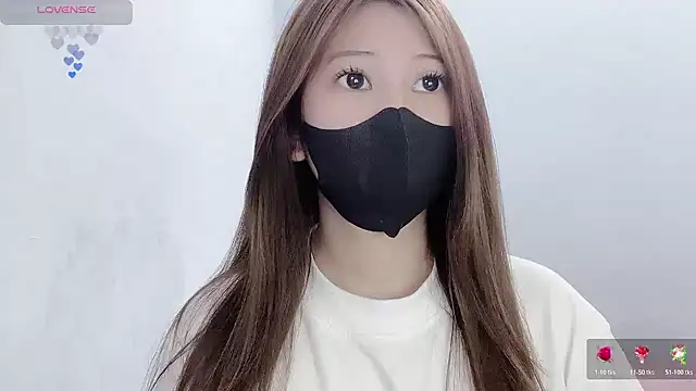 tanhxiu online show from March 14, 12:54 pm